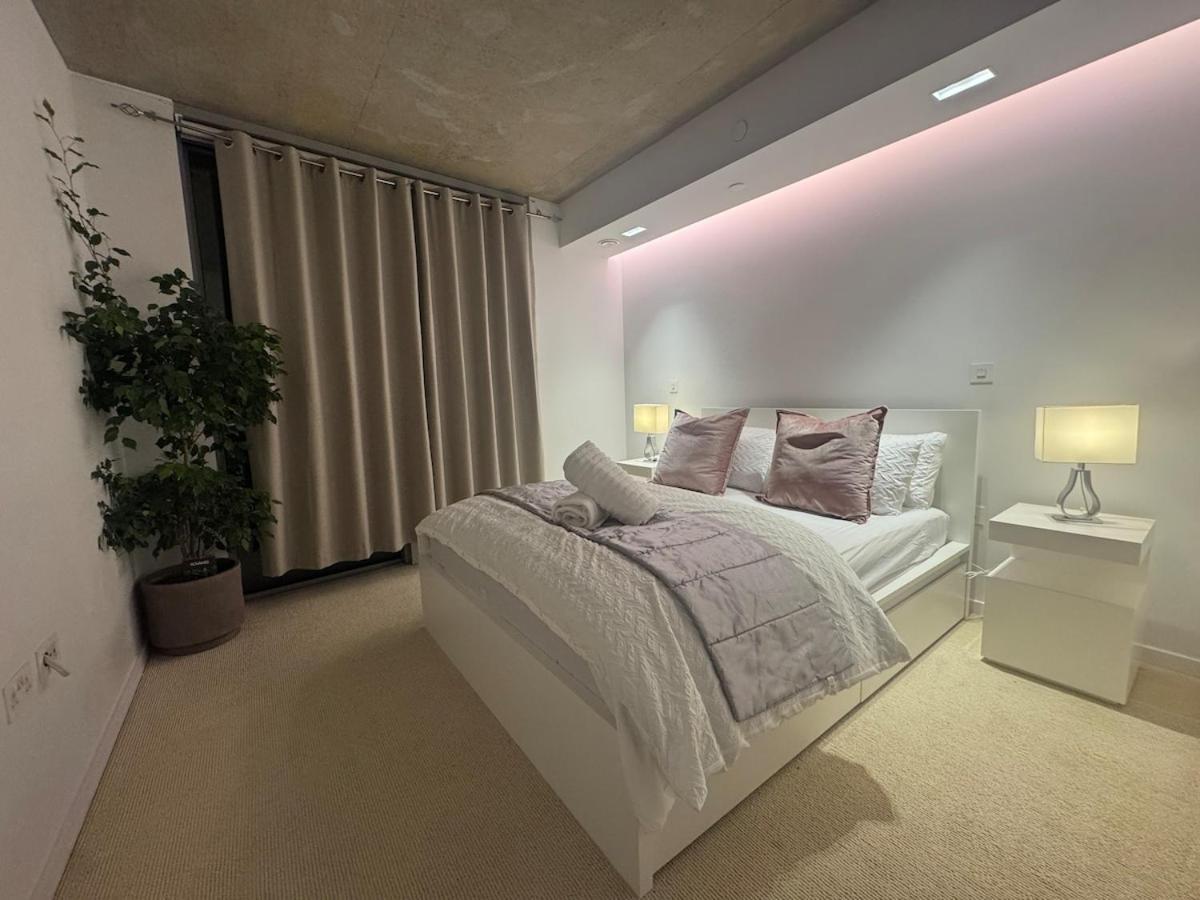 Luxury 1 Bedroom Apartment In Londres Exterior foto